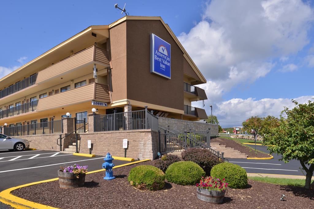 Americas Best Value Inn-Pittsburgh Airport Coraopolis Zewnętrze zdjęcie